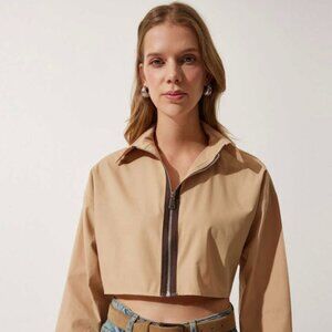 Zara Zippered Crop Shirt